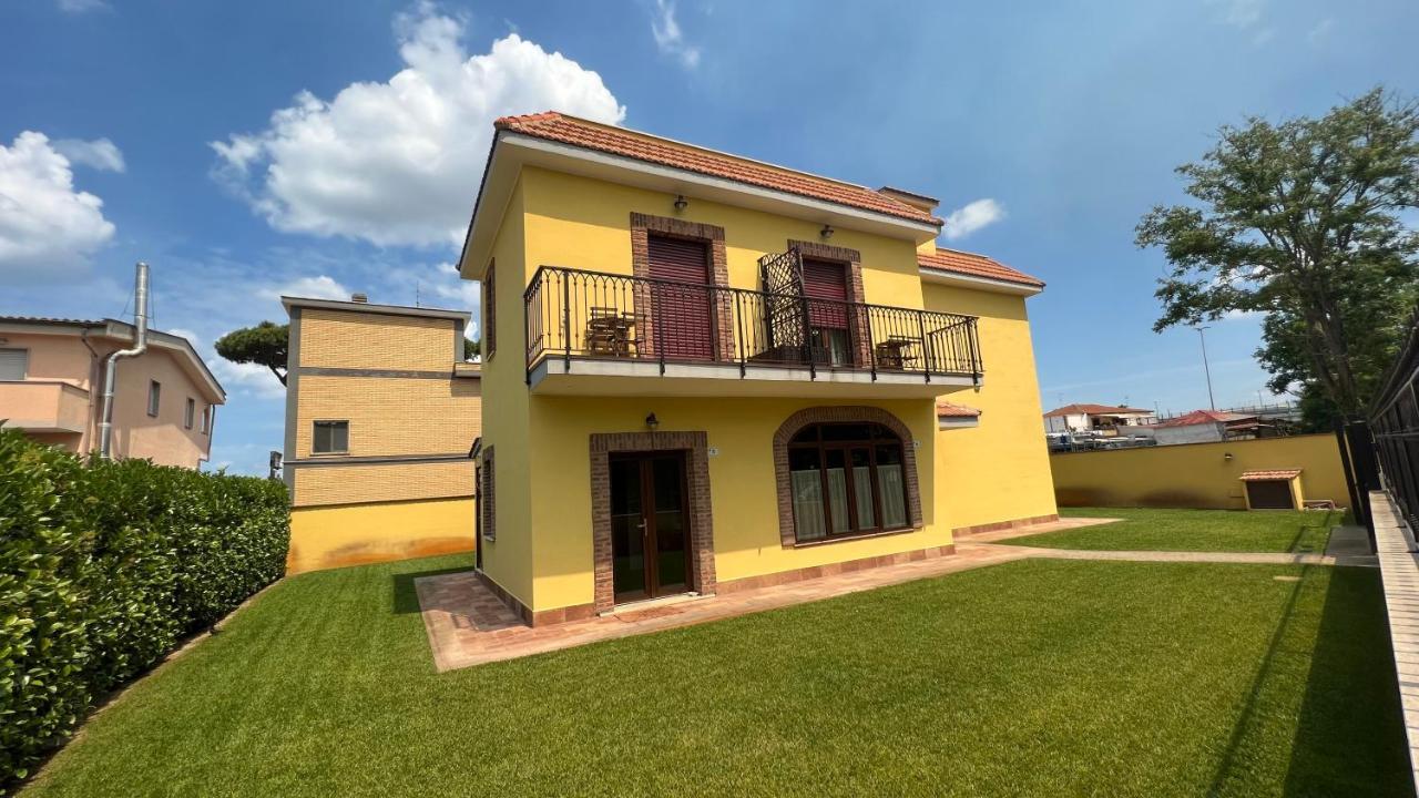 פיומיצ'ינו Guest House Le Vagabonde מראה חיצוני תמונה