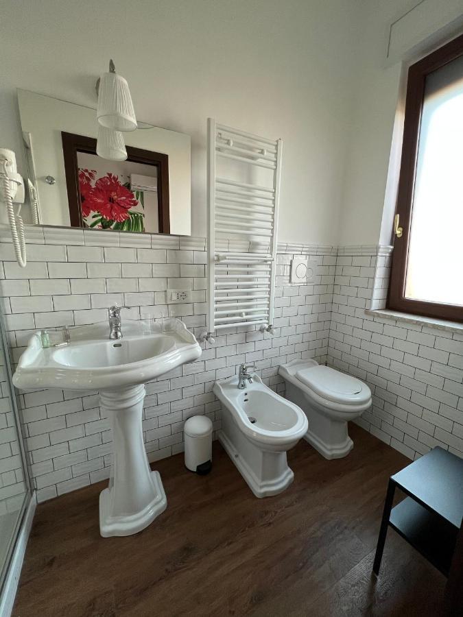 פיומיצ'ינו Guest House Le Vagabonde מראה חיצוני תמונה